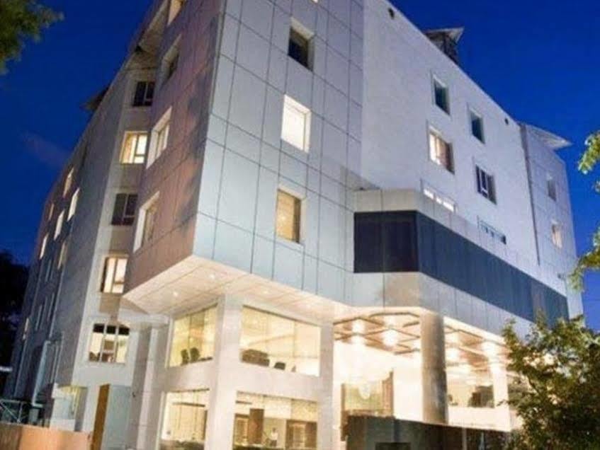 فندق شرافانتي ساروفار بورتيكو بنغالور المظهر الخارجي الصورة